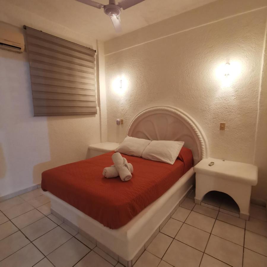 2 Bedroom Apartment With A/C Wi-Fi Best Location! Zihuatanejo Dış mekan fotoğraf